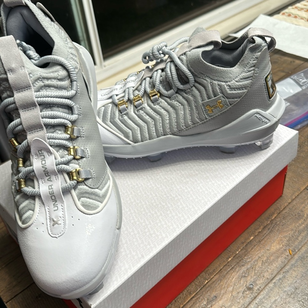Brand new under armor men’s cleats UA Harper 9 PRO TPU